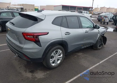 2024 Chevrolet Trax Fwd Sp z USA, uszkodzony, nr VIN KL77LFE25RC094680